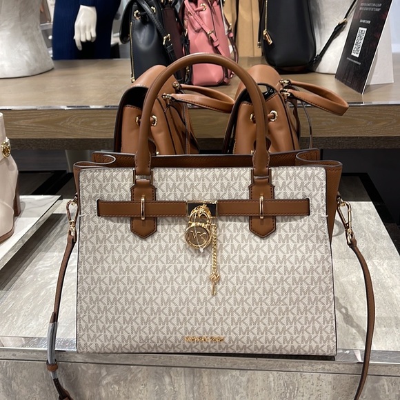 Michael Kors Hamilton Meidum Satchel Shoulder Crossbody 
Vanilla - Picture 3 of 16